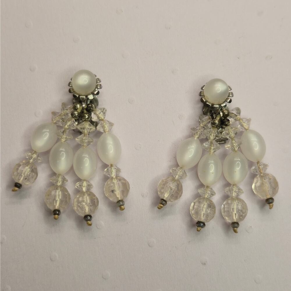 Vintage Mid Century Clear Crystal Beaded Chandelier Dangle Clip On Earrings